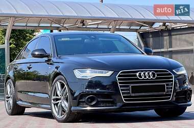 Седан Audi A6 2015 в 