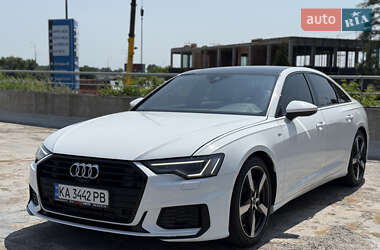 Седан Audi A6 2021 в 