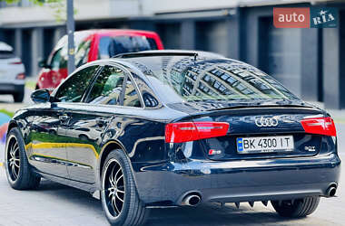 Седан Audi A6 2013 в 