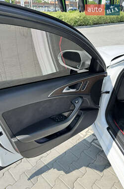 Седан Audi A6 2012 в 