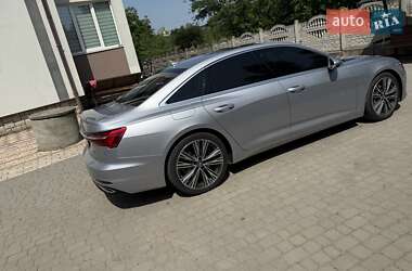 Седан Audi A6 2019 в 