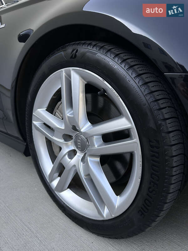 Седан Audi A6 2015 в Луцке