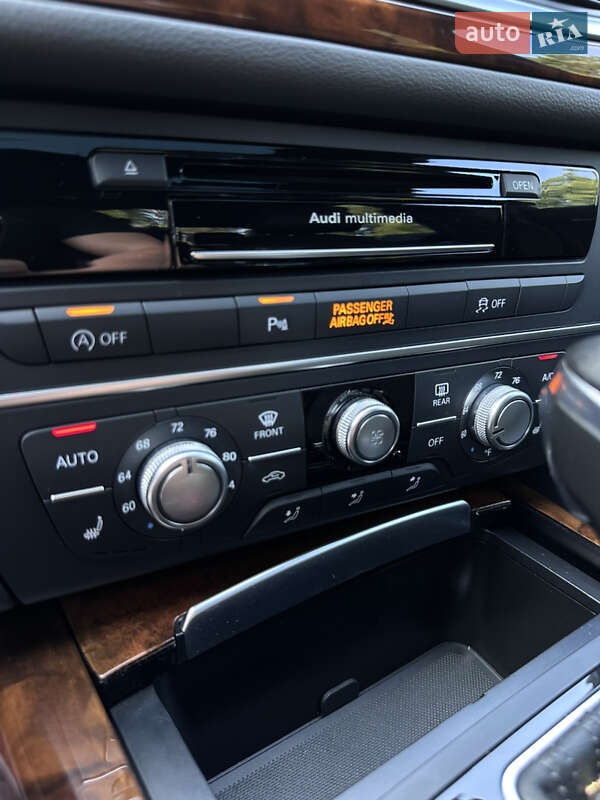 Седан Audi A6 2015 в Луцке