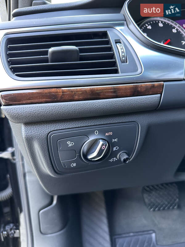 Седан Audi A6 2015 в Луцке