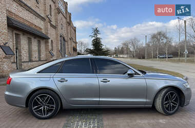 Седан Audi A6 2013 в 