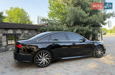 Седан Audi A6 2015 в 