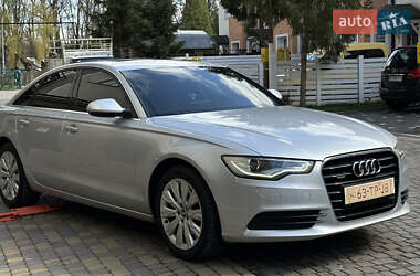 Седан Audi A6 2012 в 