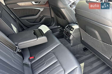 Седан Audi A6 2018 в 