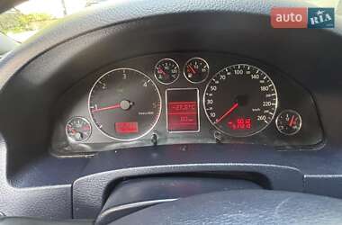 Седан Audi A6 2001 в 