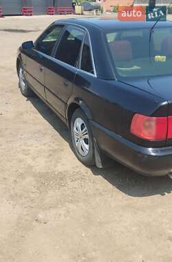 Седан Audi A6 1995 в 