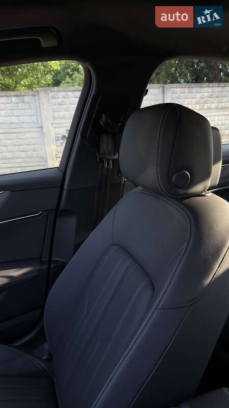 Седан Audi A6 2023 в Львове
