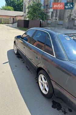 Седан Audi A6 1995 в 