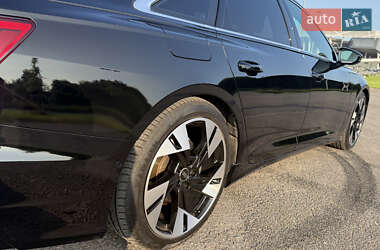 Седан Audi A6 2019 в 