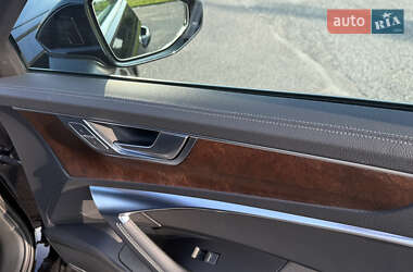 Седан Audi A6 2019 в 
