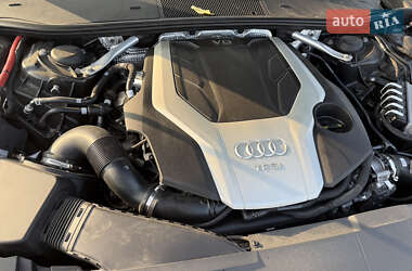 Седан Audi A6 2019 в 