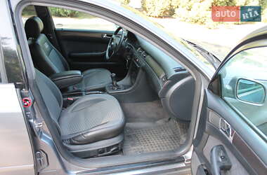 Седан Audi A6 1997 в 