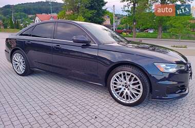 Седан Audi A6 2015 в 