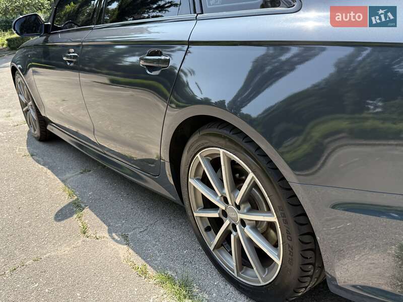 Седан Audi A6 2015 в Киеве