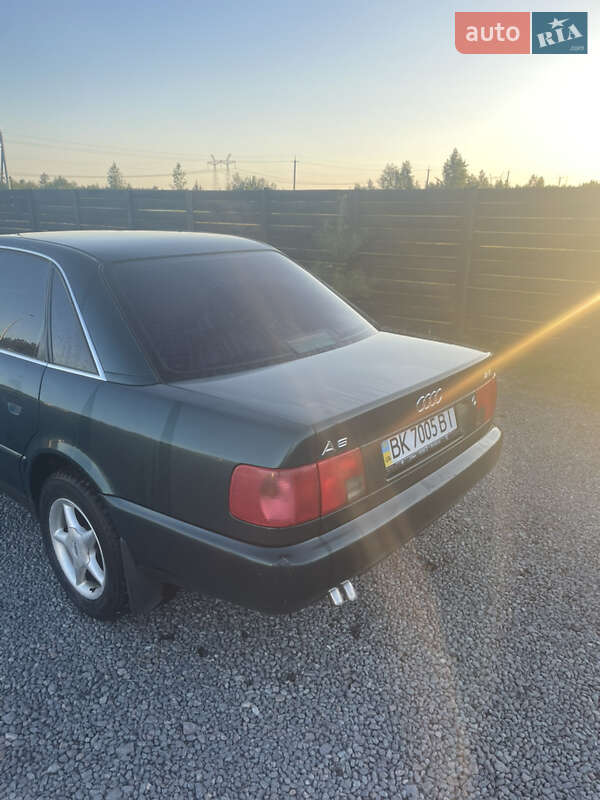Седан Audi A6 1997 в Рокитном