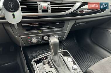 Седан Audi A6 2016 в 