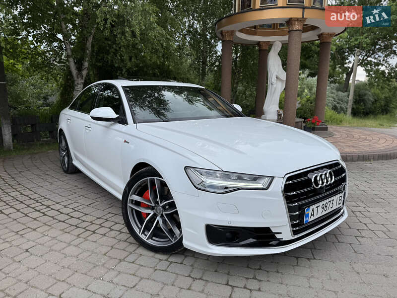 Седан Audi A6 2015 в 