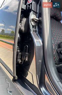 Универсал Audi A6 2004 в 