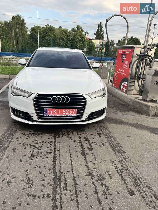 Седан Audi A6 2015 в Киеве