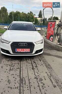 Седан Audi A6 2015 в 