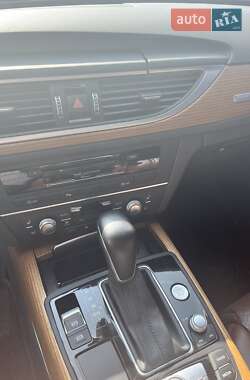 Седан Audi A6 2015 в 