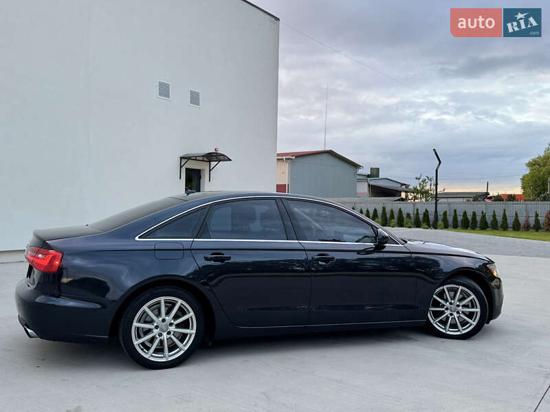 Седан Audi A6 2012 в Луцке