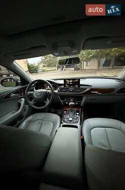 Седан Audi A6 2014 в 