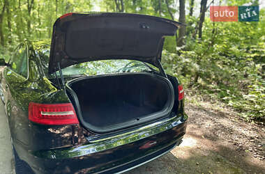 Седан Audi A6 2010 в 