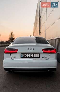Седан Audi A6 2016 в 