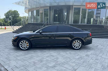 Седан Audi A6 2014 в 