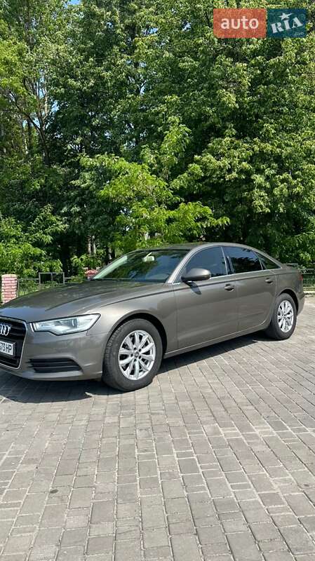 Седан Audi A6 2012 в Володимирці