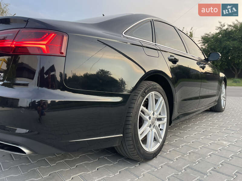 Седан Audi A6 2015 в Миргороде