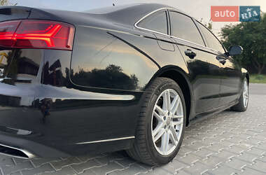 Седан Audi A6 2015 в 