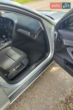 Седан Audi A6 2004 в 