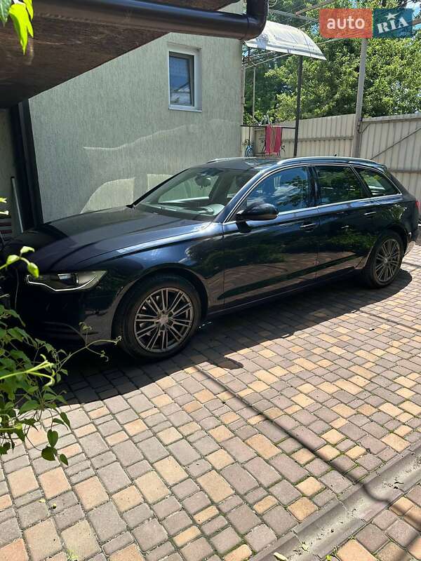 Универсал Audi A6 2014 в Киеве