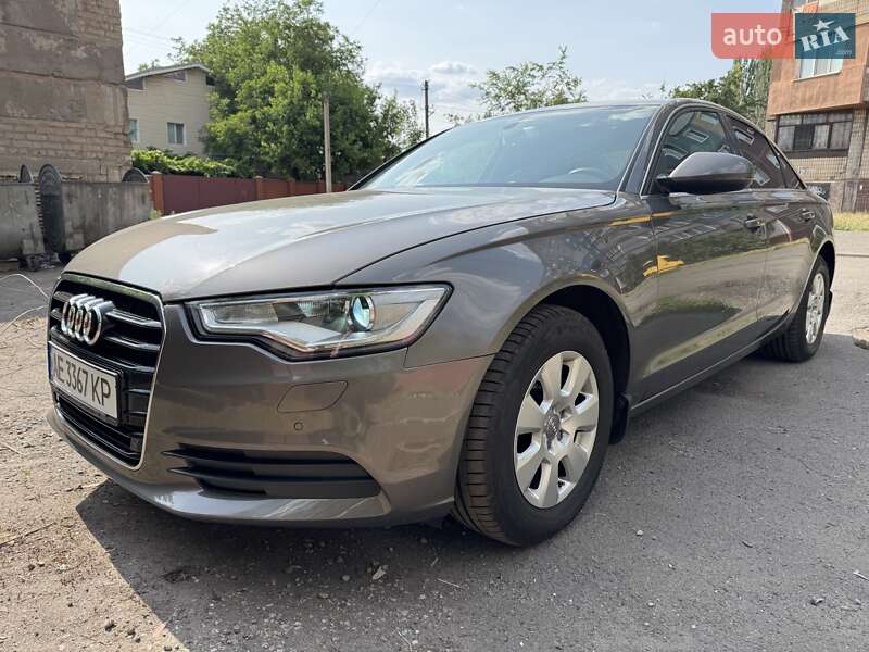 Седан Audi A6 2011 в 