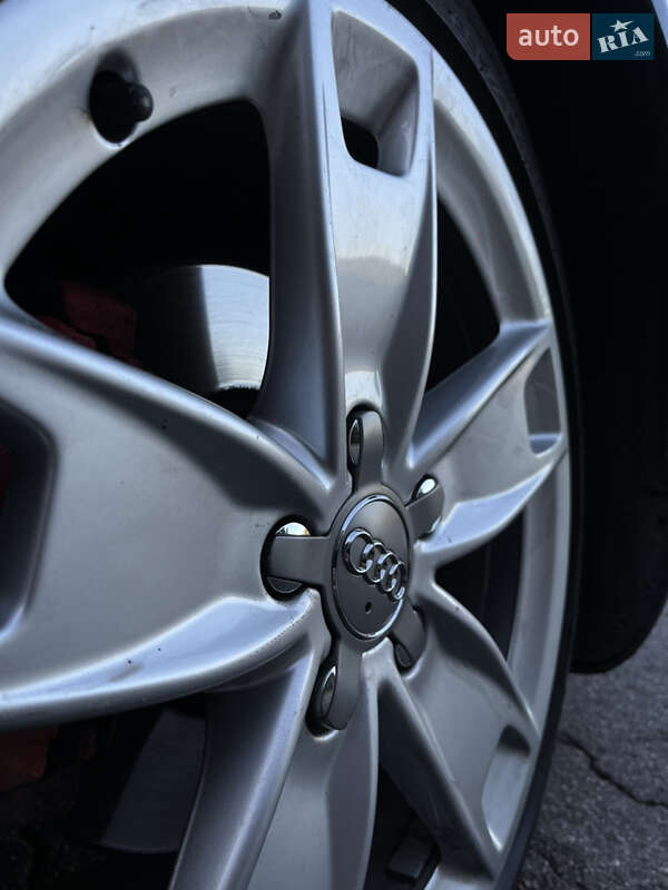 Седан Audi A6 1998 в Кременчуге