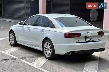 Седан Audi A6 2015 в 