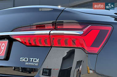 Седан Audi A6 2019 в 