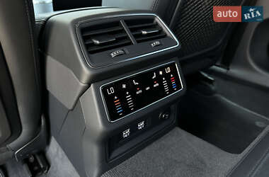 Седан Audi A6 2019 в 