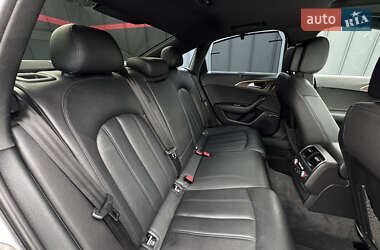 Седан Audi A6 2015 в 