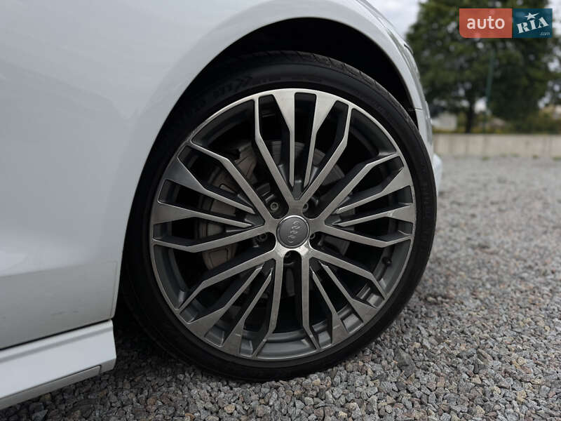 Седан Audi A6 2015 в Луцке