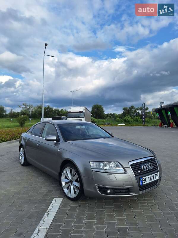 Седан Audi A6 2004 в 