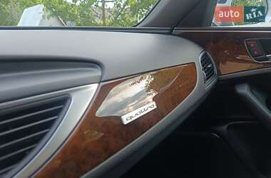 Седан Audi A6 2015 в 