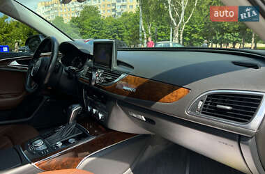 Седан Audi A6 2016 в 