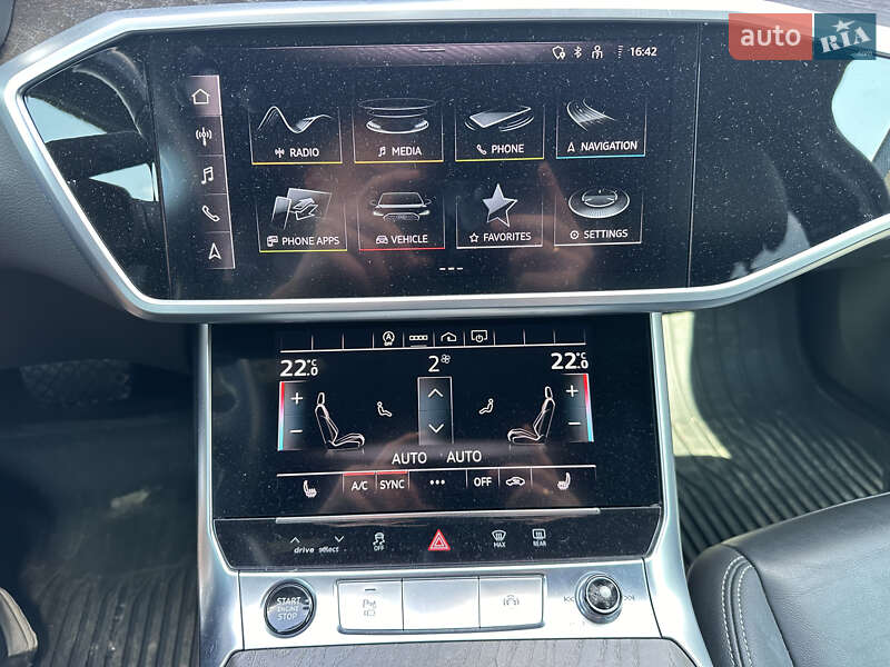 Седан Audi A6 2022 в Ивано-Франковске